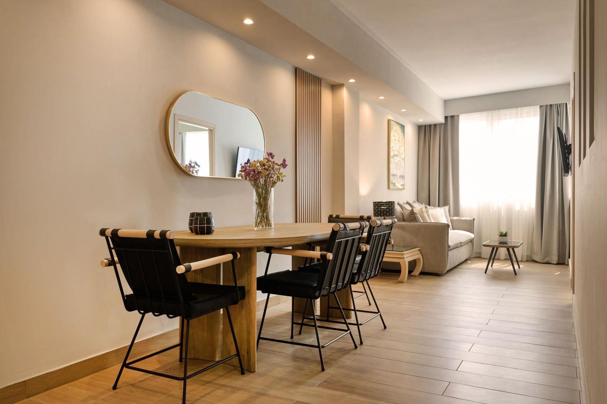 Acropolis Muses - Downtown Luxury Apartments 아테네 외부 사진